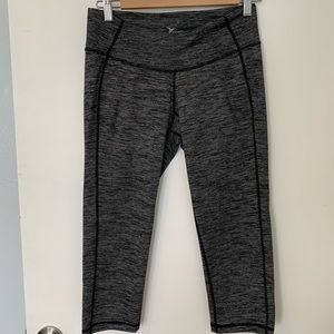 Athletic crop leggings